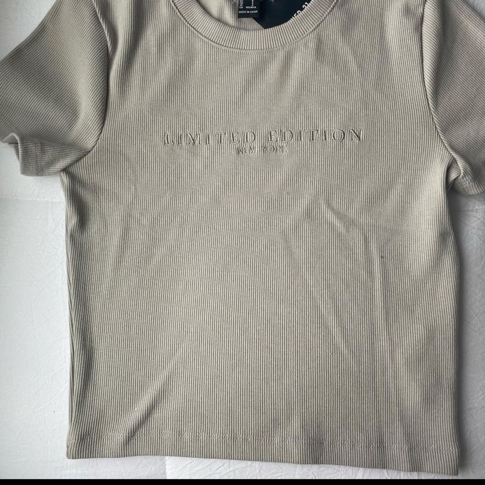 limited edition crop top ♥️♥️